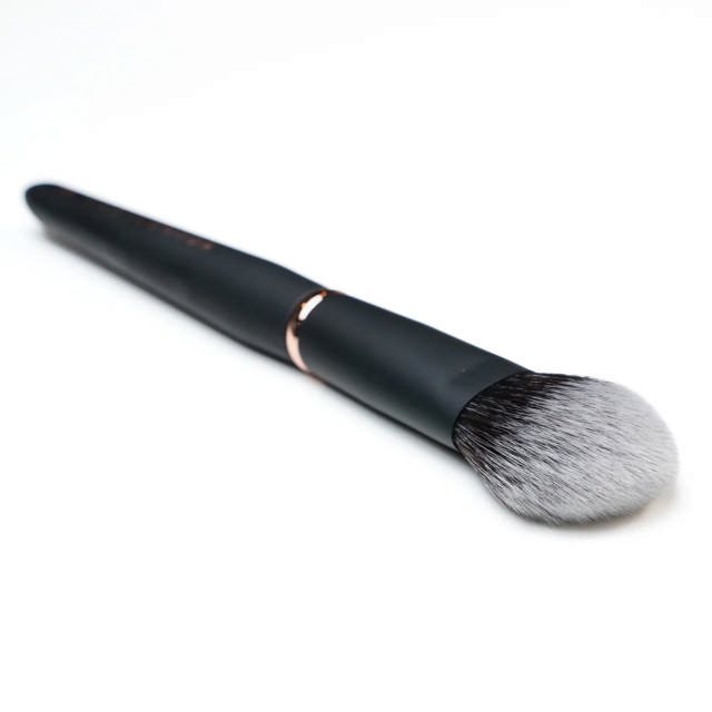 Youngblood YB14 Multi-Tasker Crème Blush Luxe Brush